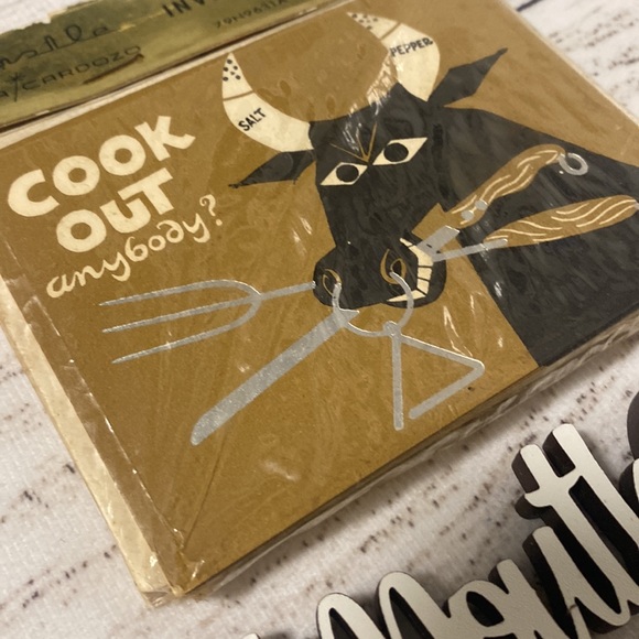 Vintage Unopened Bull Grilling Cookout Barbeque BBQ Party Invitations - Picture 2 of 5